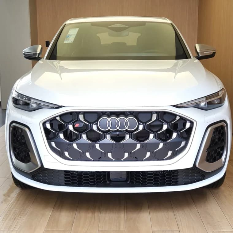 Audi SQ5 3.0 V6 TFSI GASOLINA SPORTBACK QUATTRO S TRONIC 2025 Gasolina - Picture 2