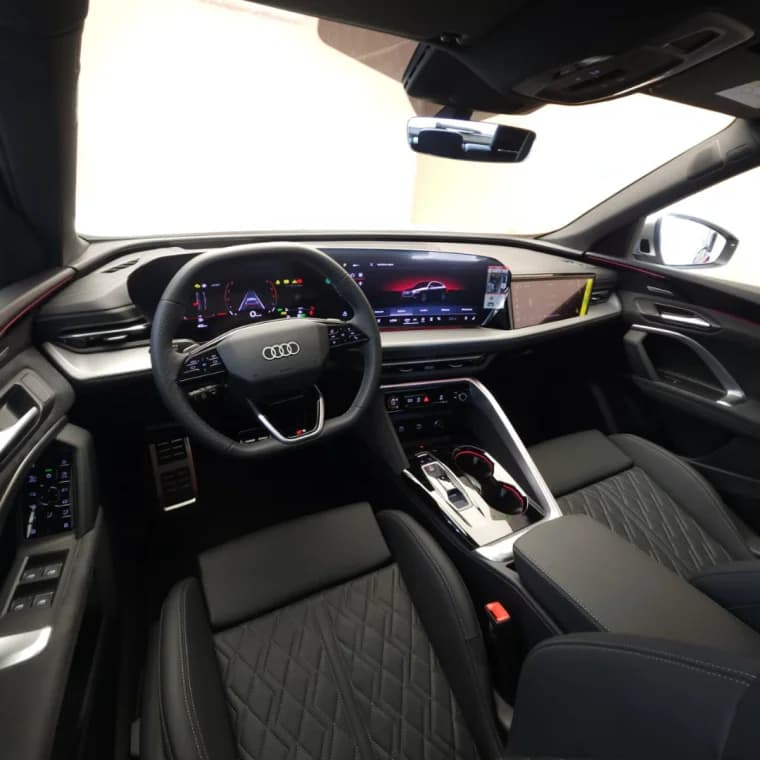 Audi SQ5 3.0 V6 TFSI GASOLINA SPORTBACK QUATTRO S TRONIC 2025 Gasolina - Picture 9