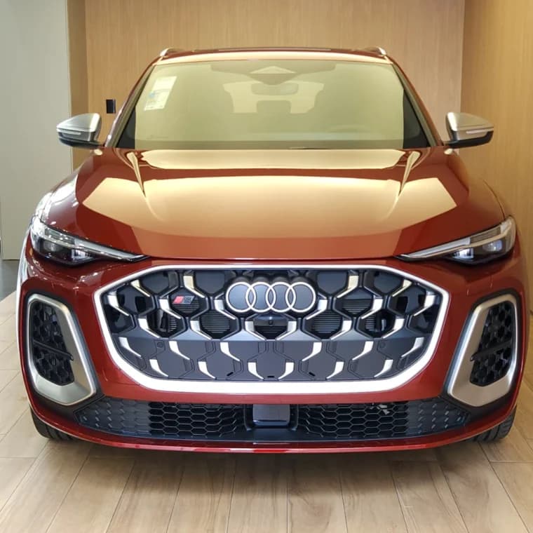 Audi SQ5 3.0 V6 TFSI GASOLINA SPORTBACK QUATTRO S TRONIC 2025 Gasolina - Picture 2