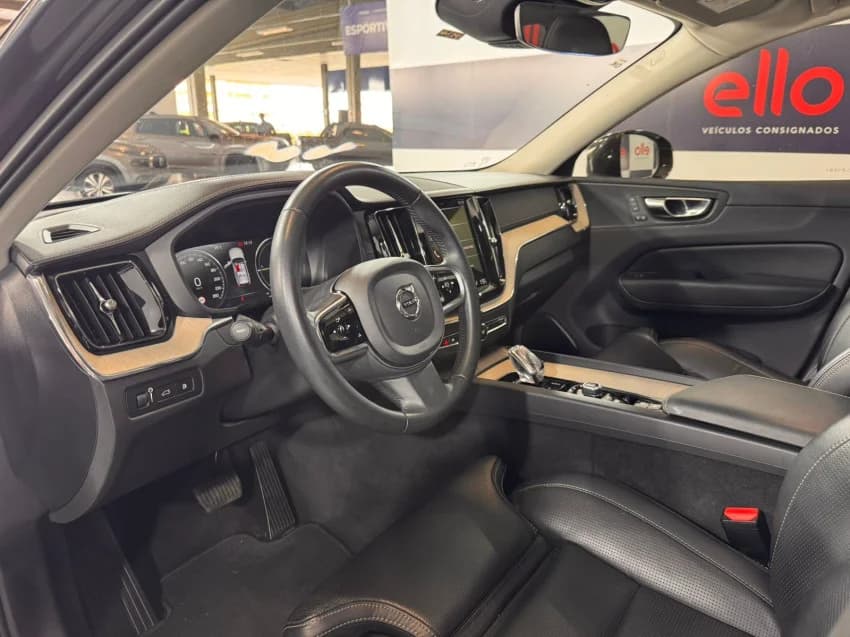 Volvo XC60 2.0 T8 RECHARGE INSCRIPTION AWD GEARTRONIC 2021 Flex - Picture 10