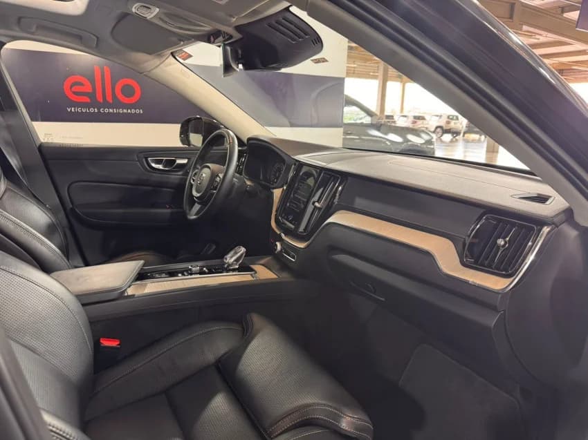 Volvo XC60 2.0 T8 RECHARGE INSCRIPTION AWD GEARTRONIC 2021 Flex - Picture 14