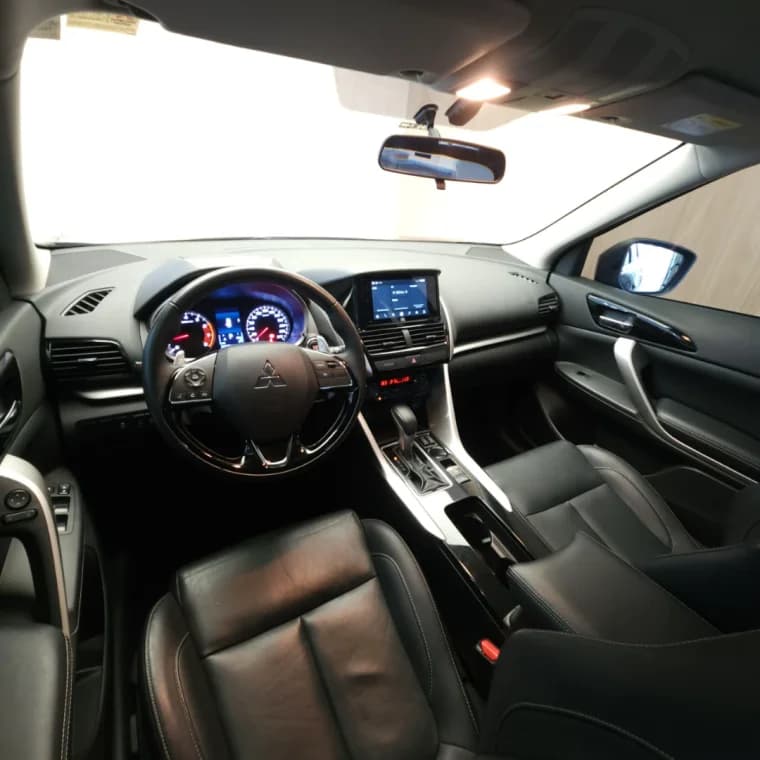 Mitsubishi ECLIPSE CROSS 1.5 MIVEC TURBO GASOLINA HPE CVT 2023 Gasolina - Picture 7