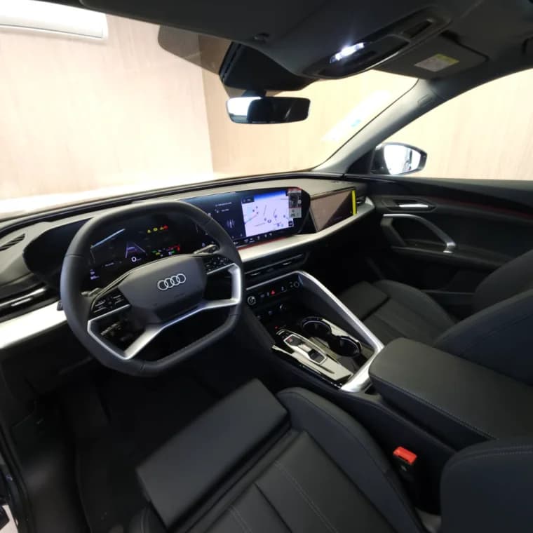 Audi Q5 2.0 TFSI GASOLINA SPORTBACK S LINE QUATTRO S TRONIC 2025 Gasolina - Picture 6