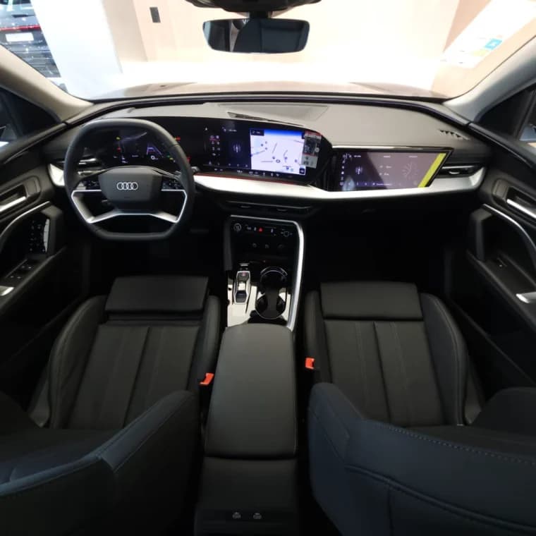 Audi Q5 2.0 TFSI GASOLINA SPORTBACK S LINE QUATTRO S TRONIC 2025 Gasolina - Picture 8