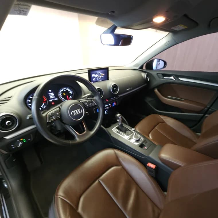 Audi A3 1.4 TFSI GASOLINA SPORTBACK PRESTIGE PLUS S-TRONIC 2019 Gasolina - Picture 4