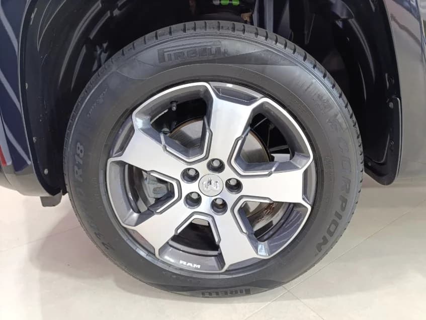 Ram RAMPAGE 2.0 TURBO DIESEL LARAMIE 4X4 AUTOMÁTICO 2024 Diesel - Picture 19