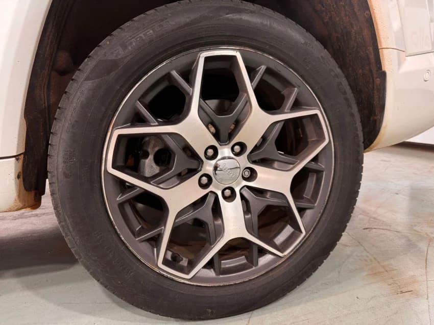 JEEP COMMANDER 2.0 TD380 TURBO DIESEL OVERLAND AT9 2023 Diesel - Picture 16