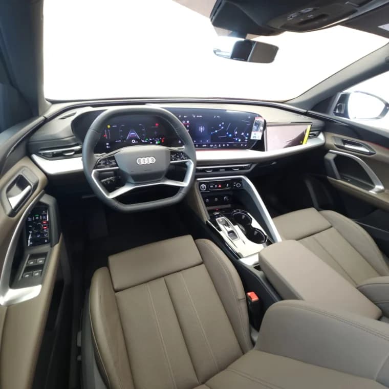 Audi Q5 2.0 TFSI GASOLINA SPORTBACK S LINE QUATTRO S TRONIC 2025 Gasolina - Picture 9