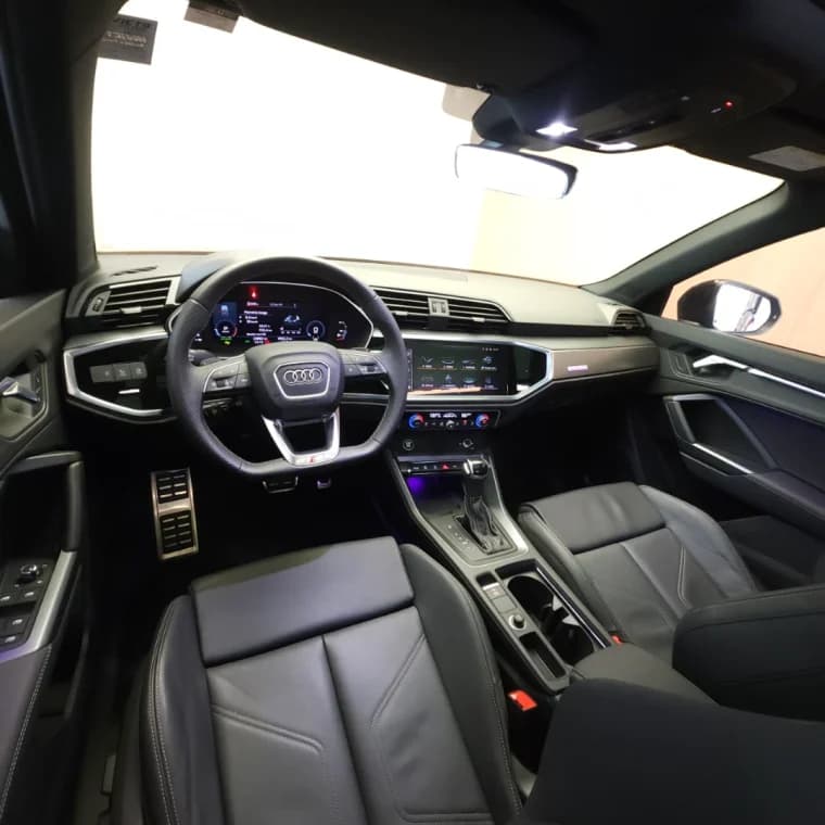 Audi Q3 2.0 40 TFSI GASOLINA PERFORMANCE BLACK PLUS QUATTRO TIPTRONIC 2024 Gasolina - Picture 7