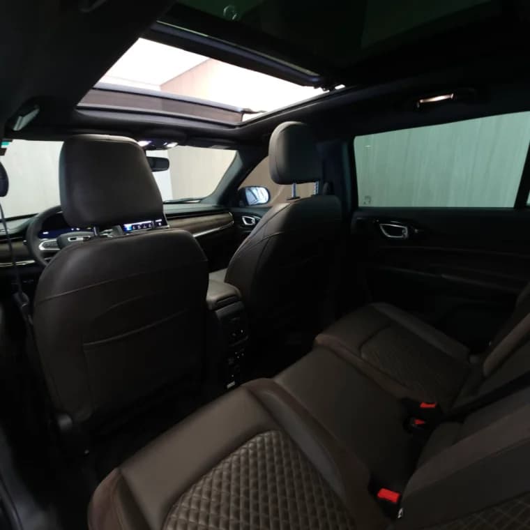 JEEP COMMANDER 2.0 TD380 TURBO DIESEL OVERLAND AT9 2023 Diesel - Picture 10