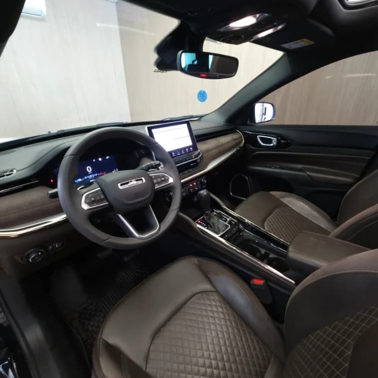 JEEP COMMANDER 2.0 TD380 TURBO DIESEL OVERLAND AT9 2023 Diesel - Picture 7