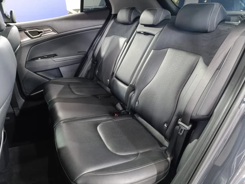 KIA SPORTAGE 1.6 TGDI MHEV EX PRESTIGE DCT 2024 Híbrido - Foto 13
