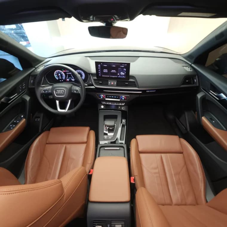 Audi Q5 2.0 55 TFSIE PHEV PERFORMANCE BLACK QUATTRO S TRONIC 2024 Híbrido - Picture 6