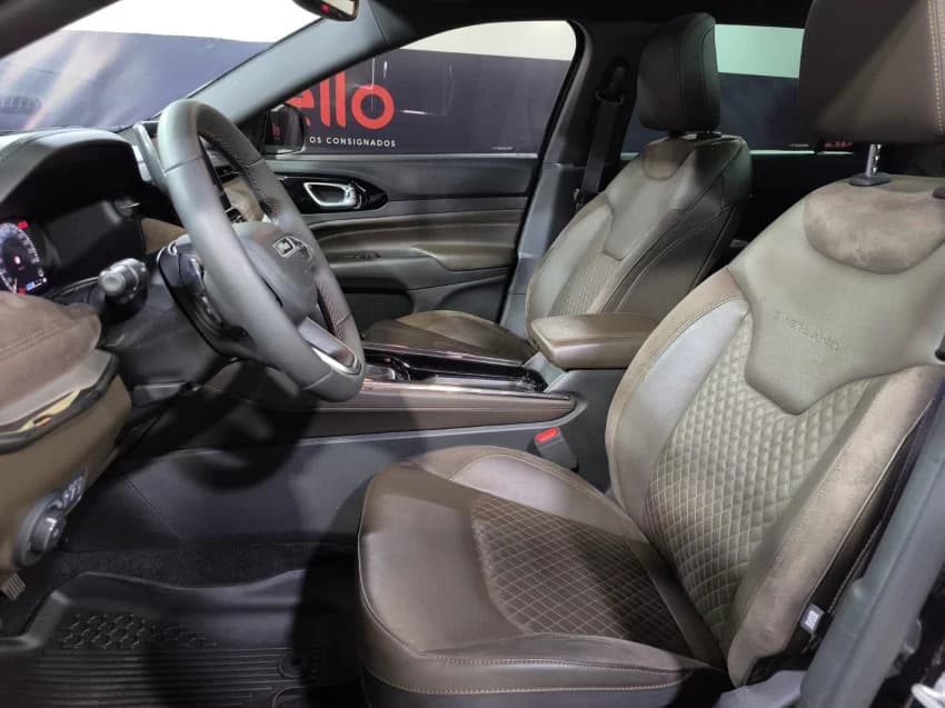 JEEP COMMANDER 1.3 T270 TURBO FLEX OVERLAND AT6 2024 Flex - Picture 12