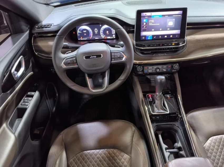 JEEP COMMANDER 1.3 T270 TURBO FLEX OVERLAND AT6 2024 Flex - Picture 7