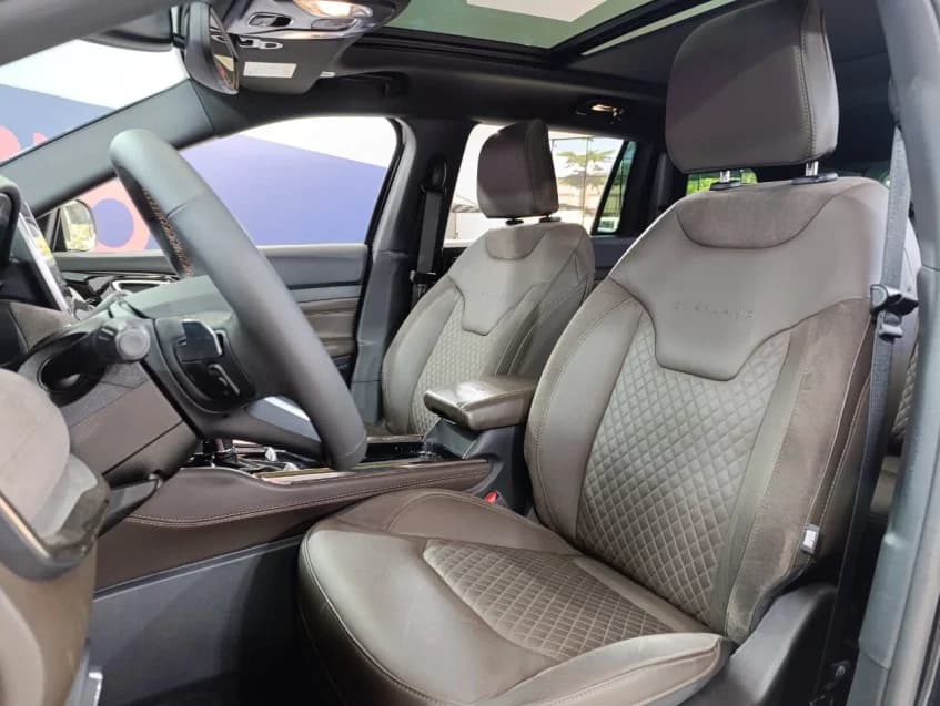 JEEP COMMANDER 2.0 TD380 TURBO DIESEL OVERLAND AT9 2025 Diesel - Picture 12