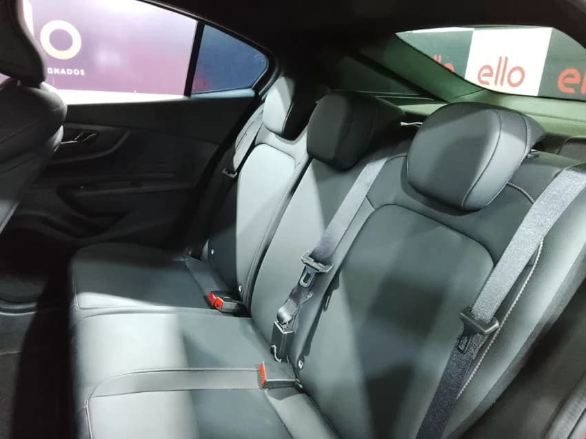 Fiat FASTBACK 1.3 TURBO 270 FLEX ABARTH AT6 2026 Flex - Foto 13