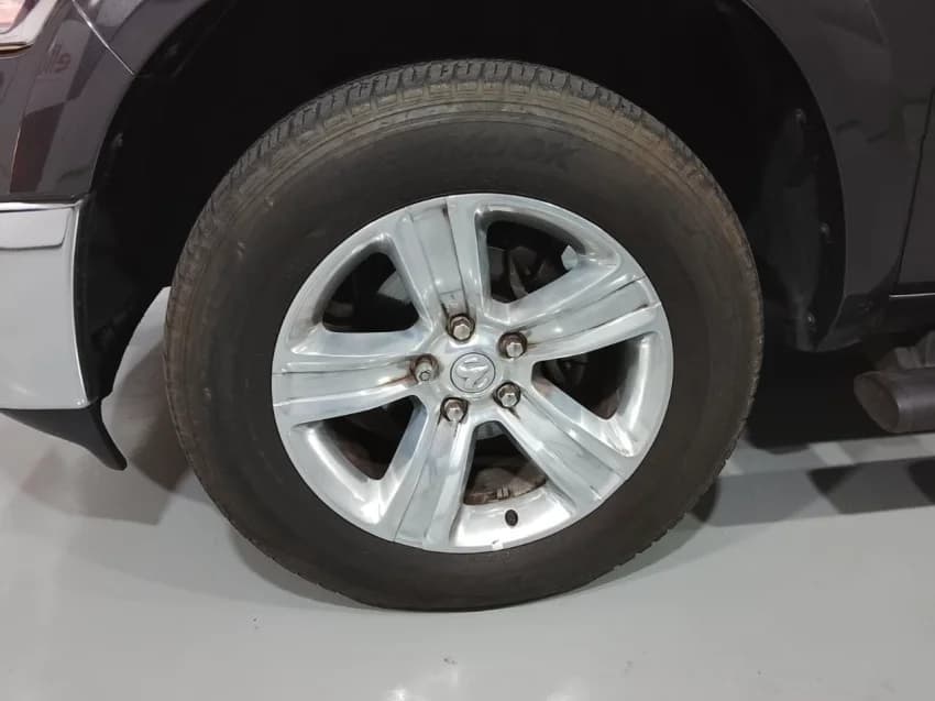 Ram CLASSIC 5.7 V8 GASOLINA LARAMIE CD 4X4 AUTOMÁTICO 2023 Gasolina - Picture 19