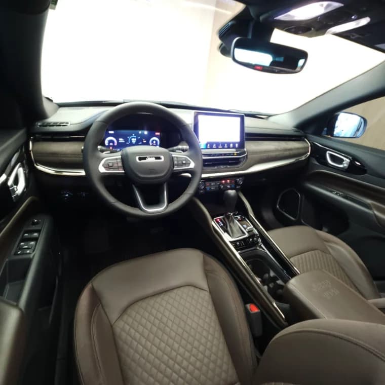 JEEP COMMANDER 2.0 TD380 TURBO DIESEL OVERLAND AT9 2025 Diesel - Picture 7