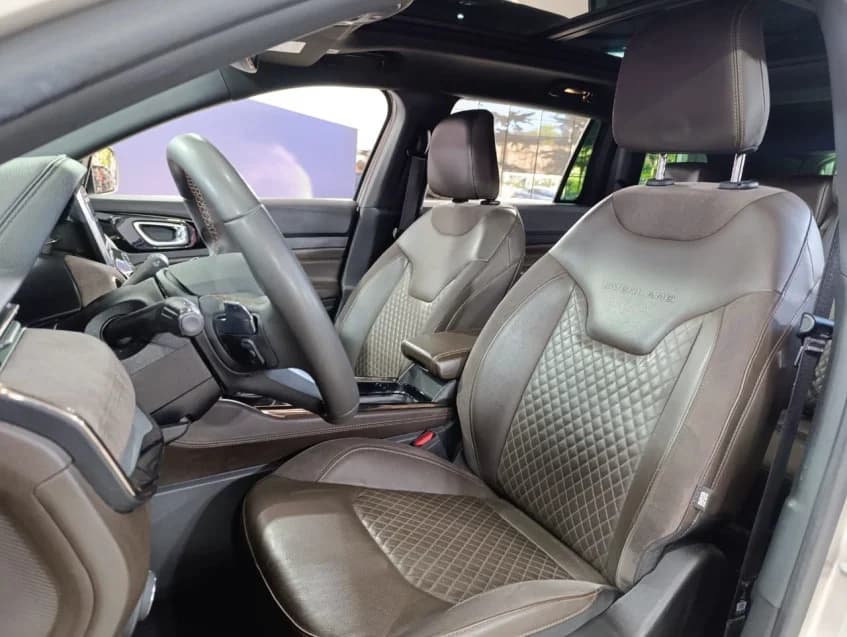 JEEP COMMANDER 2.0 TD380 TURBO DIESEL OVERLAND AT9 2022 Diesel - Picture 11