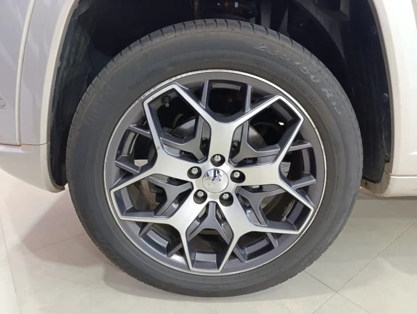 JEEP COMMANDER 2.0 TD380 TURBO DIESEL OVERLAND AT9 2022 Diesel - Picture 18