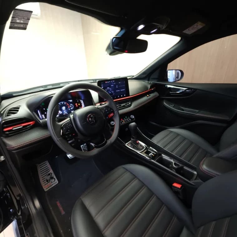 Fiat FASTBACK 1.3 TURBO 270 FLEX ABARTH AT6 2024 Flex - Picture 7