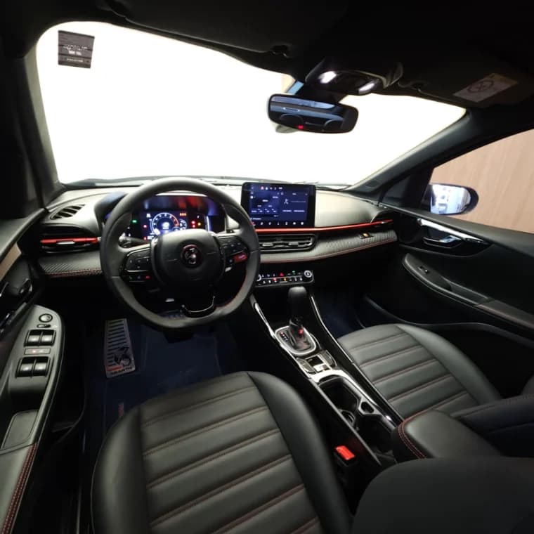 Fiat FASTBACK 1.3 TURBO 270 FLEX ABARTH AT6 2024 Flex - Picture 9