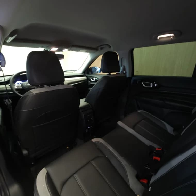 JEEP COMMANDER 1.3 T270 TURBO FLEX LIMITED MHEV AT6 2026 Flex - Picture 10