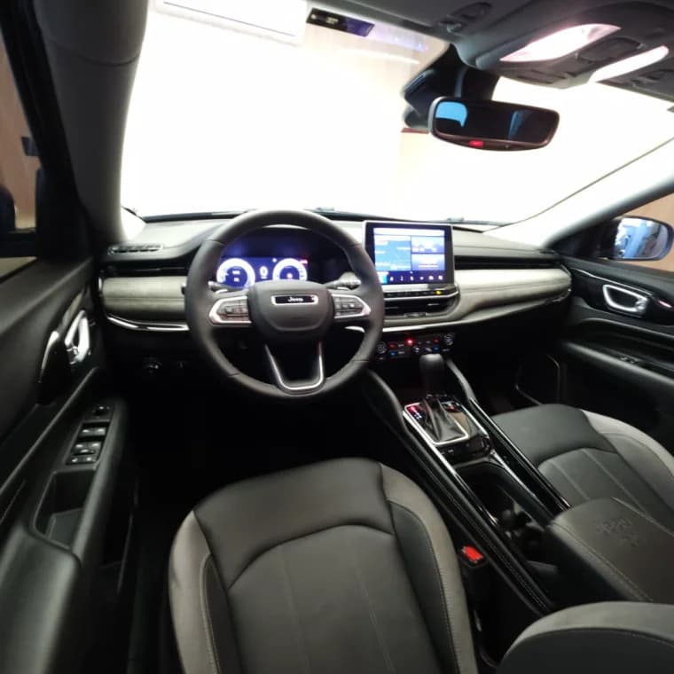 JEEP COMMANDER 1.3 T270 TURBO FLEX LIMITED MHEV AT6 2026 Flex - Picture 9