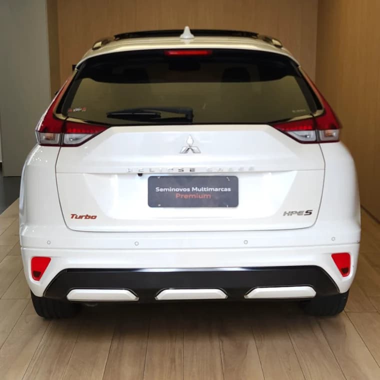 Mitsubishi ECLIPSE CROSS 1.5 MIVEC TURBO GASOLINA HPE-S CVT 2023 Gasolina - Picture 4