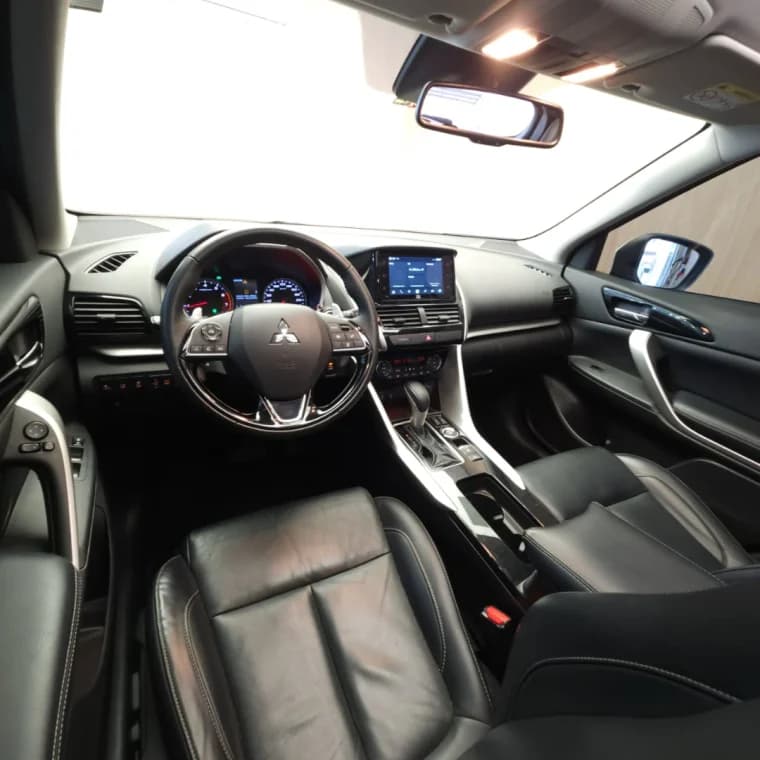 Mitsubishi ECLIPSE CROSS 1.5 MIVEC TURBO GASOLINA HPE-S CVT 2023 Gasolina - Picture 9