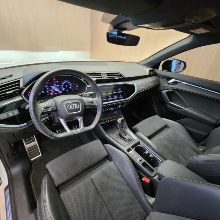 Audi Q3 2.0 40 TFSI GASOLINA SPORTBACK PERFORMANCE BLACK QUATTRO TIPTRONIC 2023 Gasolina - Foto 7