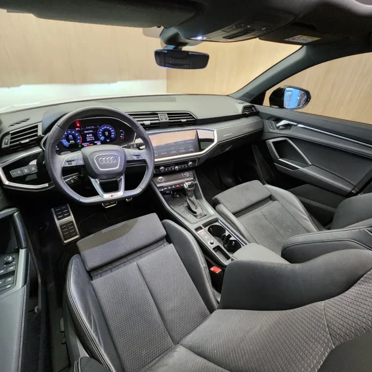 Audi Q3 2.0 40 TFSI GASOLINA SPORTBACK PERFORMANCE BLACK QUATTRO TIPTRONIC 2023 Gasolina - Foto 9