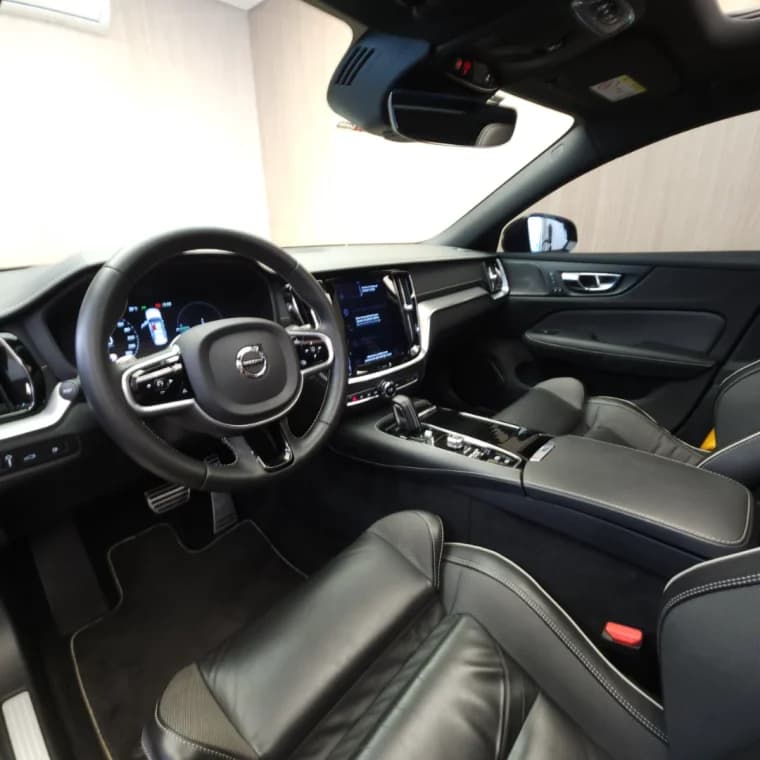 Volvo S60 2.0 T8 POLESTAR ENGINEERED HÍBRIDO 4P AUTOMÁTICO 2020 Híbrido - Picture 4