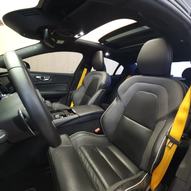 Volvo S60 2.0 T8 POLESTAR ENGINEERED HÍBRIDO 4P AUTOMÁTICO 2020 Híbrido - Picture 5