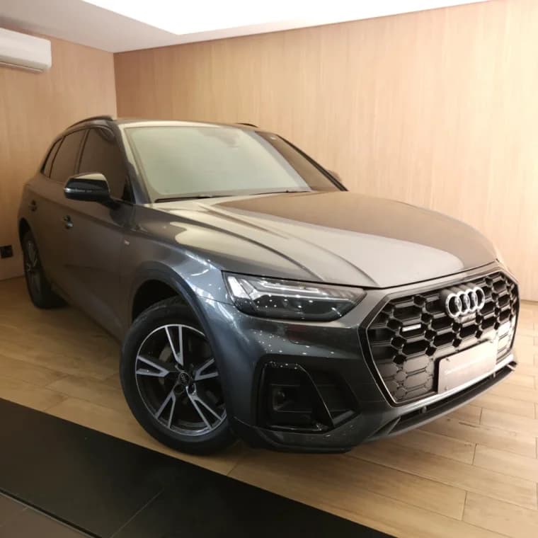 Audi Q5 2.0 55 TFSIE PHEV PERFORMANCE BLACK QUATTRO S TRONIC 2024 Híbrido - Picture 1