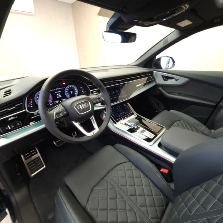 Audi Q8 3.0 TFSI GASOLINA PERFORMANCE BLACK QUATTRO TIPTRONIC 2026 Gasolina - Foto 4