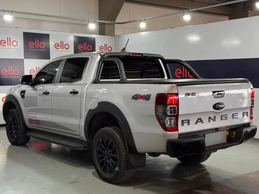 Ford RANGER 3.2 FX4 4X4 CD 20V DIESEL 4P AUTOMÁTICO 2023 Diesel - Foto 4