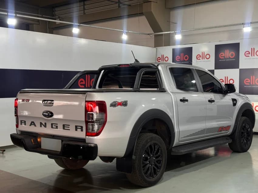 Ford RANGER 3.2 FX4 4X4 CD 20V DIESEL 4P AUTOMÁTICO 2023 Diesel - Foto 6