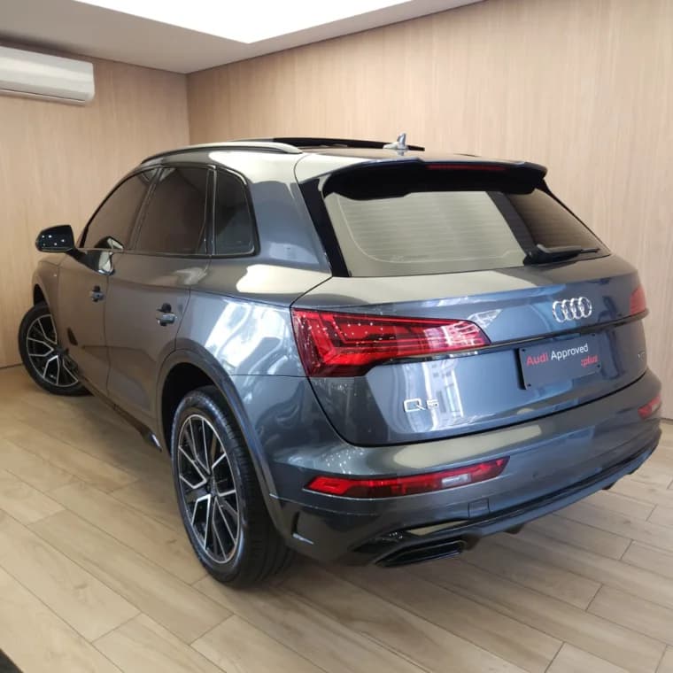 Audi Q5 2.0 45 TFSI GASOLINA S-LINE QUATTRO S TRONIC 2023 Gasolina - Picture 3
