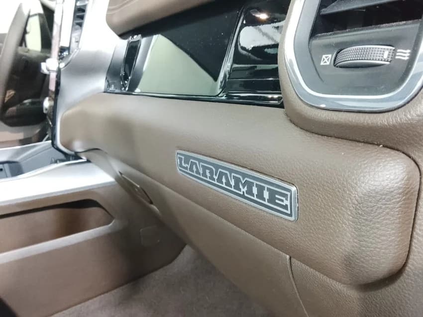 Ram 1500 3.0 HURRICANE 6 BITURBO GASOLINA LARAMIE CD 4X4 AUTOMÁTICO 2025 Gasolina - Picture 20