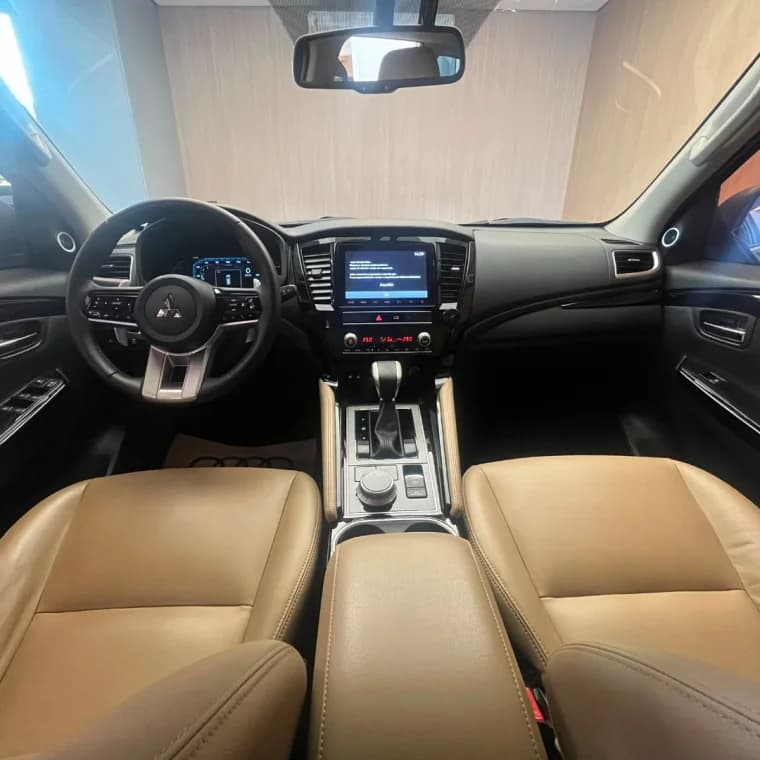 Mitsubishi PAJERO SPORT 2.4 16V MIVEC TURBO DIESEL LEGEND AWD AUTOMÁTICO 2025 Diesel - Picture 5