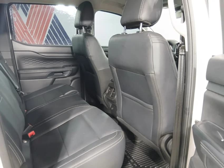 Ford RANGER 3.0 V6 TURBO DIESEL CD LIMITED 4X4 AUTOMÁTICO 2026 Diesel - Foto 14