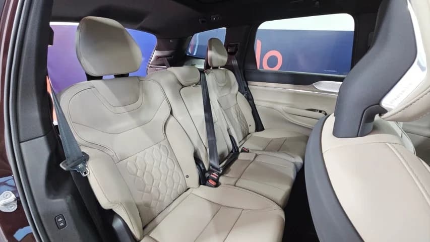 Volvo EX90 P8 RECHARGE TWIN ELECTRIC PERFORMANCE ULTRA AWD 2025 Híbrido - Picture 11