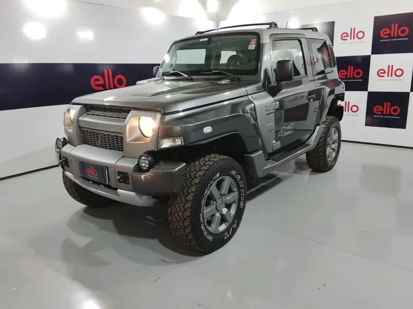 Troller T4 3.2 XLT 4X4 20V TURBO INTERCOOLER DIESEL 2P MANUAL 2019 Diesel - Picture 3