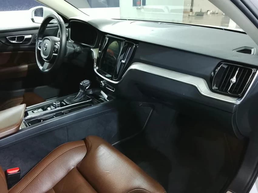 Volvo S60 2.0 T5 INSCRIPTION GASOLINA 4P AUTOMÁTICO 2020 Flex - Foto 17