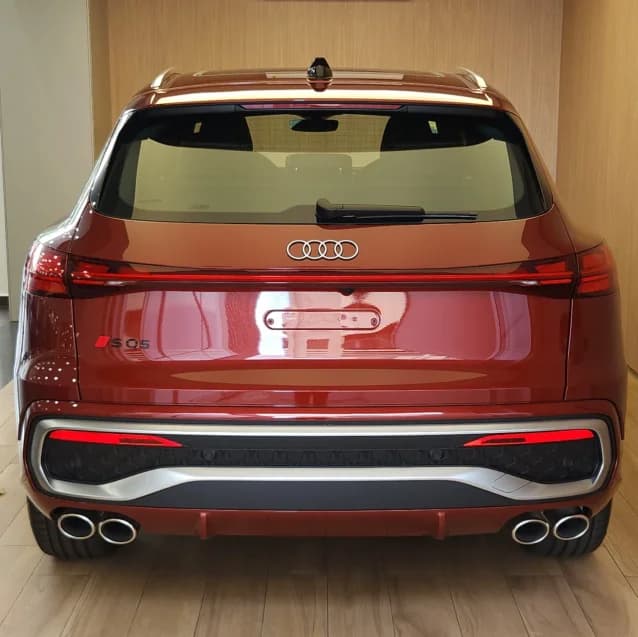 Audi SQ5 3.0 V6 TFSI GASOLINA SPORTBACK QUATTRO S TRONIC 2025 Gasolina - Foto 4
