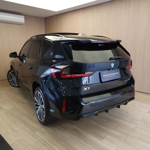 BMW X1 2.0 16V TURBO GASOLINA SDRIVE20I M SPORT STEPTRONIC 2023 Gasolina - Foto 10