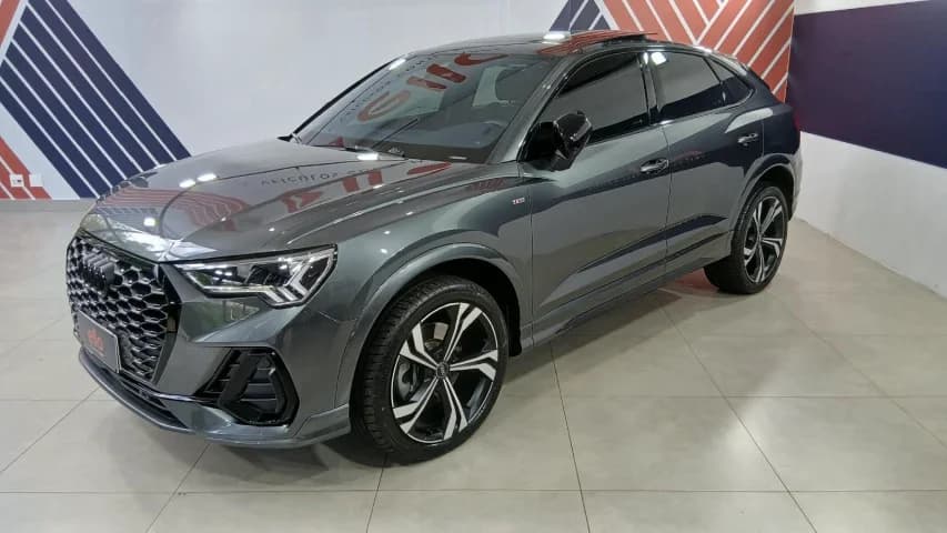Audi Q3 2.0 40 TFSI GASOLINA SPORTBACK PERFORMANCE BLACK QUATTRO TIPTRONIC 2024 Gasolina - Foto 3
