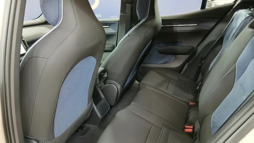 Volvo EX30 51 KW ELÉTRICO CORE 2026 Híbrido - Foto 12